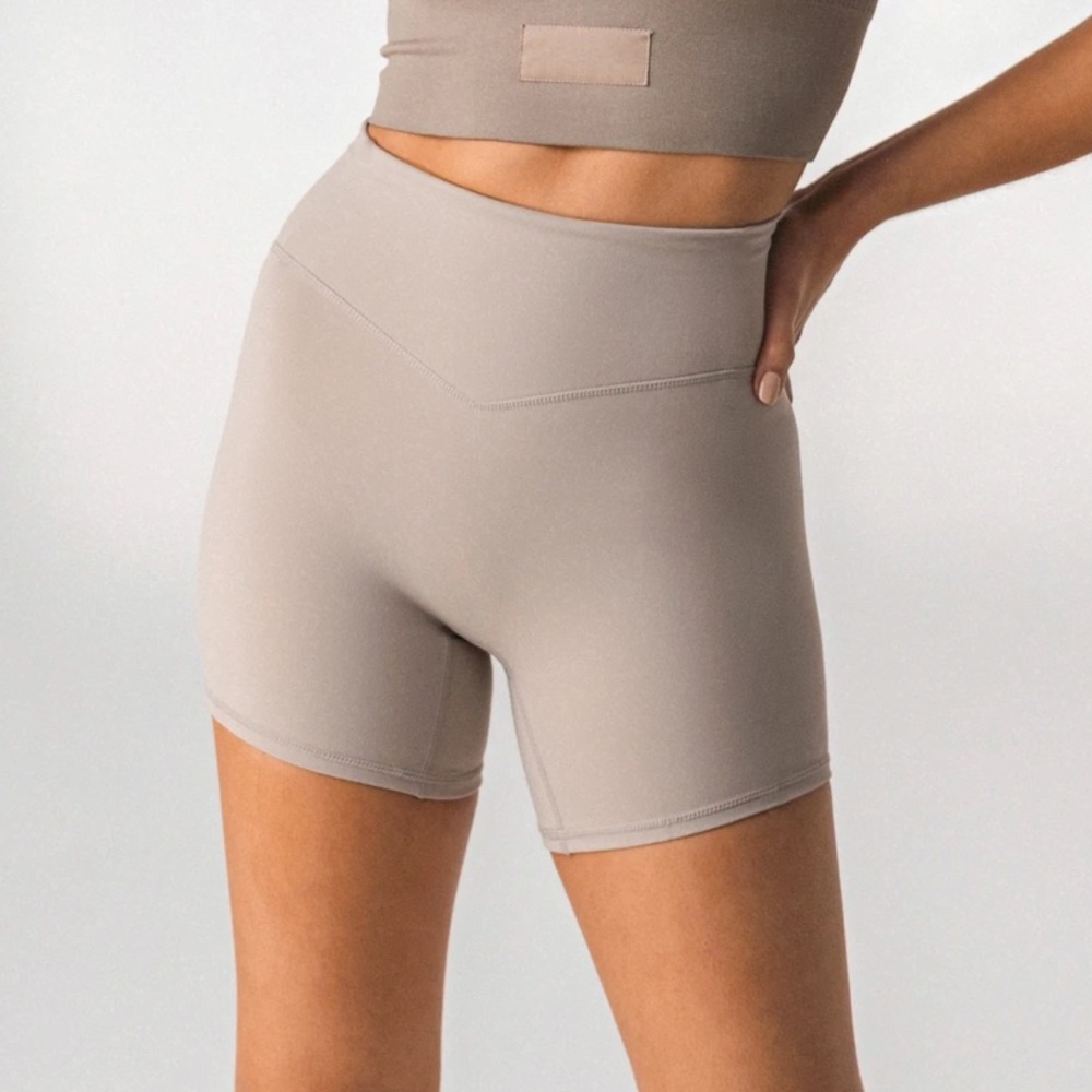 Balance Athletica Cloud Short